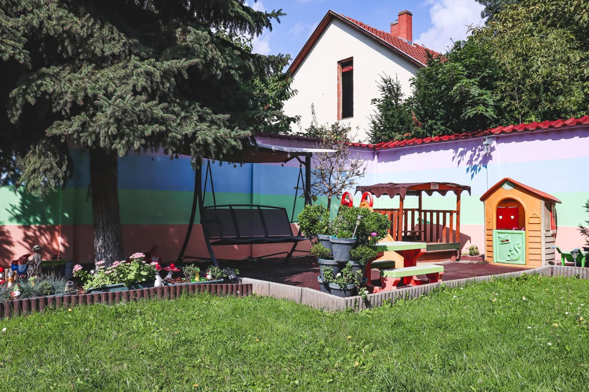 Szivárvány Panzió Szeged Exterior foto